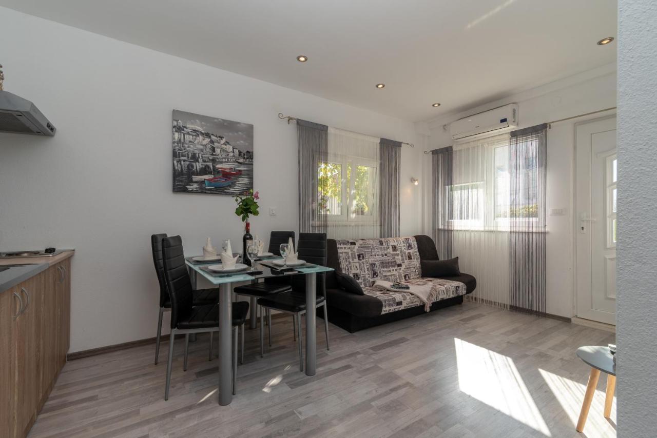 Apartments Bruna 特罗吉尔 外观 照片