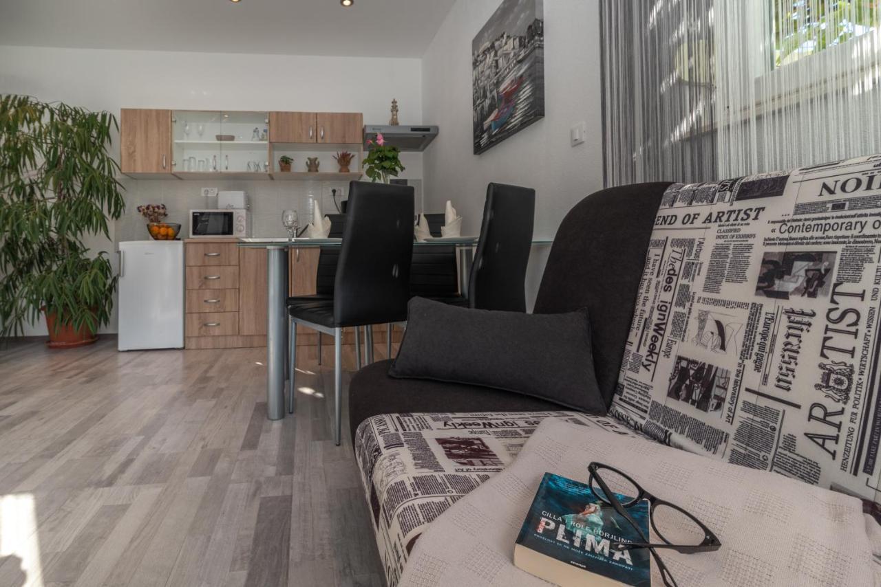 Apartments Bruna 特罗吉尔 外观 照片