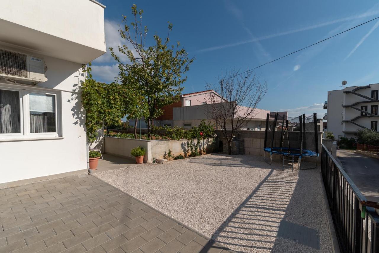 Apartments Bruna 特罗吉尔 外观 照片